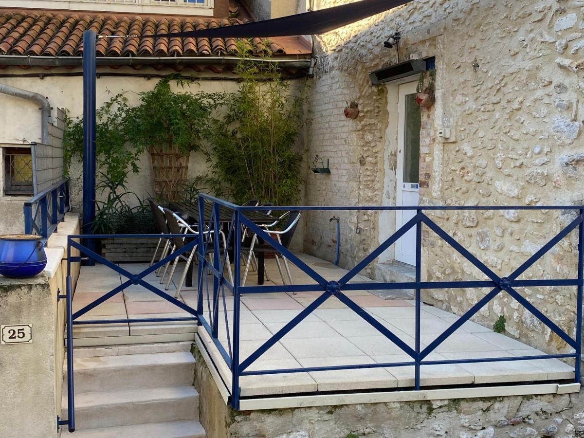 Villa "Les Tournesols" Saint-Martin-dʼArdèche Esterno foto